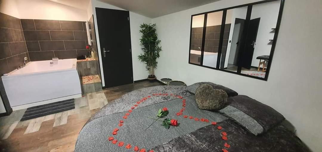 Love Rooms De La Presqu'Ile Saint-Vincent-de-Paul  Exterior foto